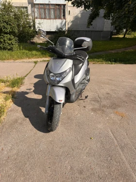 Piaggio Beverly 400