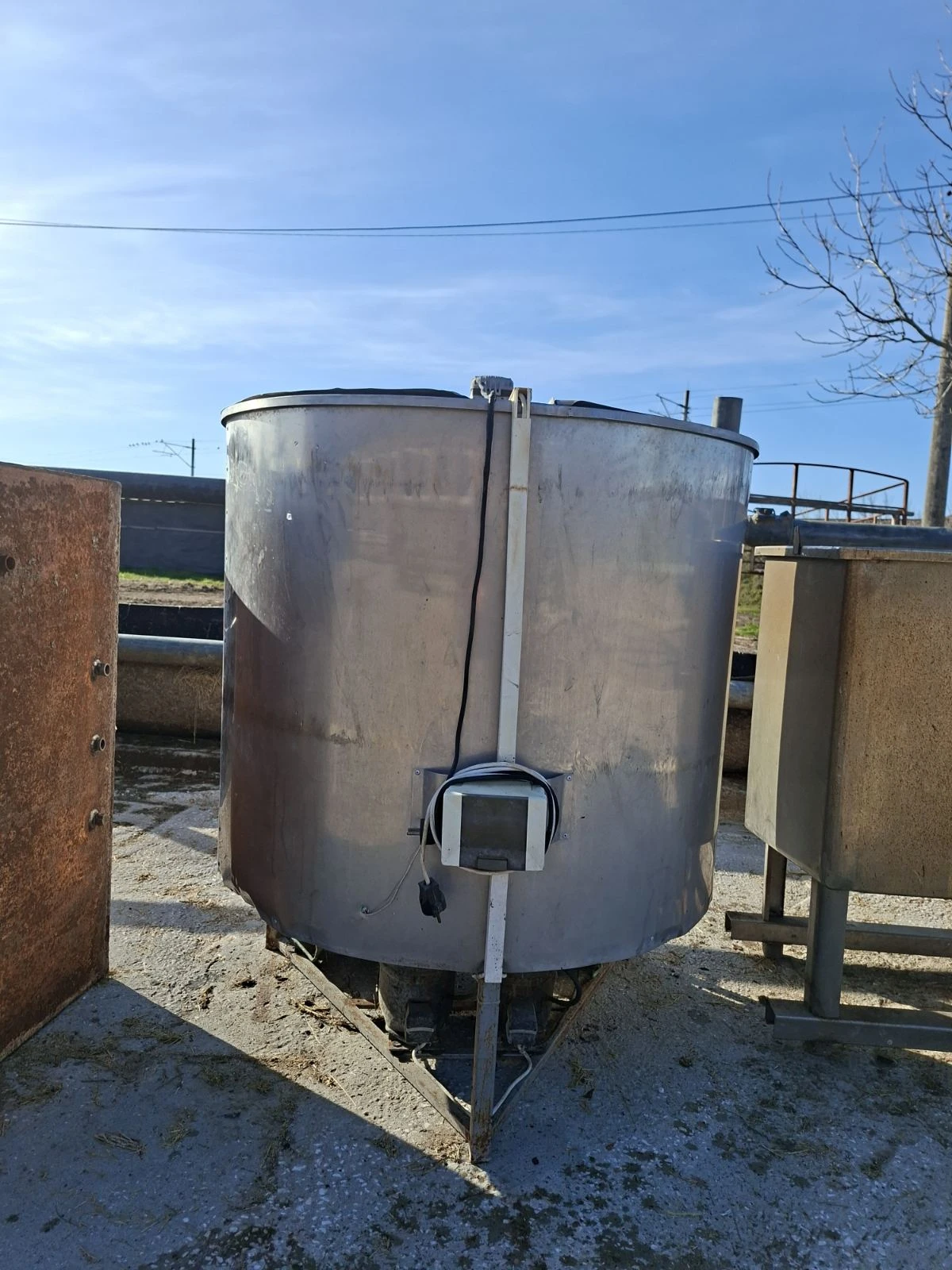 Трактор ЮМЗ, снимка 8 - Селскостопанска техника - 53933709