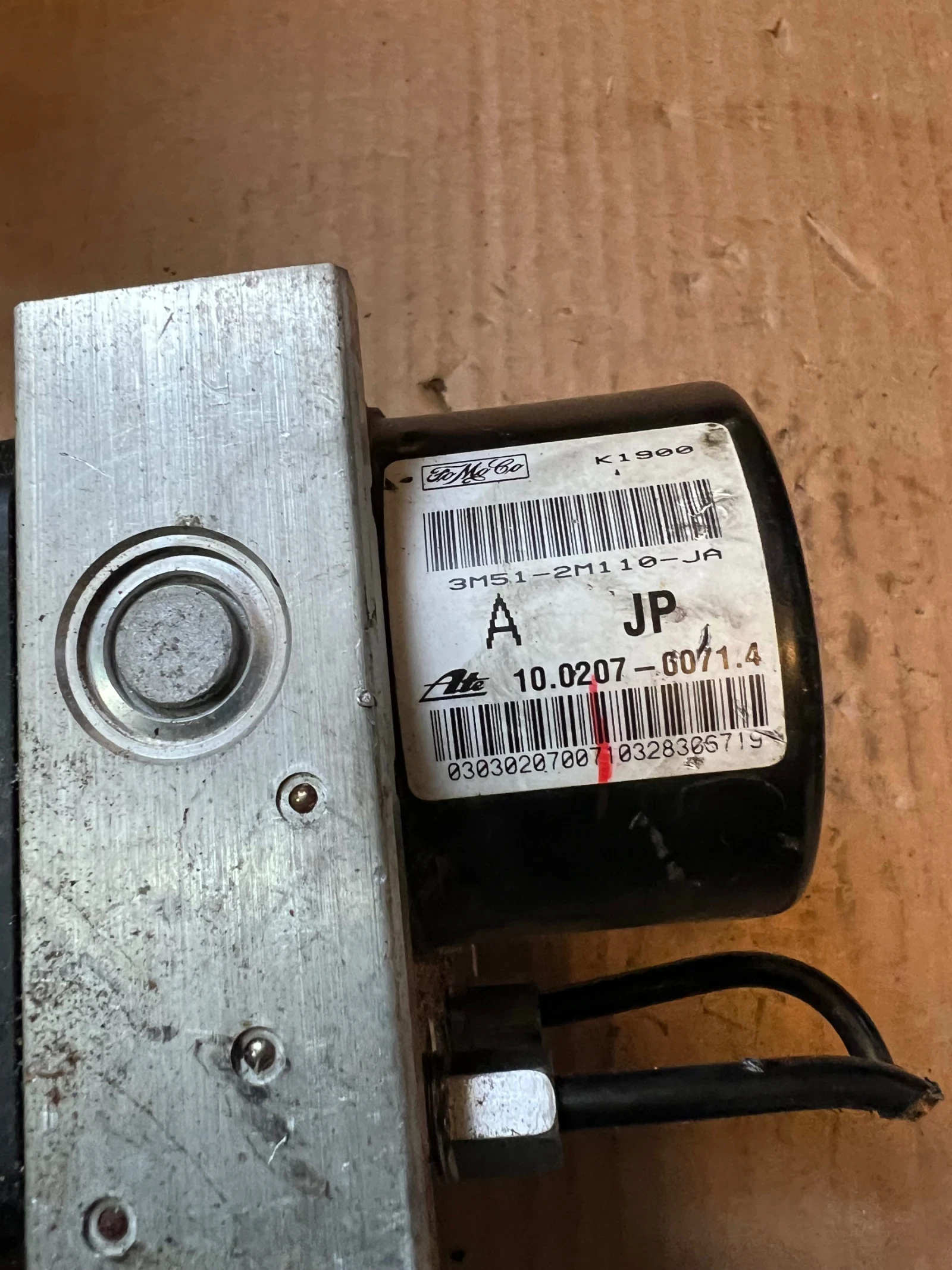 3M51-2M110-JA ABS ����� MAZDA 3 FORD FOCUS Ate10.0207-0071.4  10.0970-0124.3 | Mobile.bg � ����������� 3