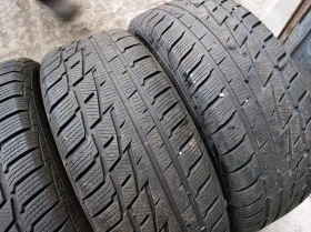 Гуми Зимни 235/60R16, снимка 3