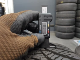 Гуми Всесезонни 215/55R17, снимка 4