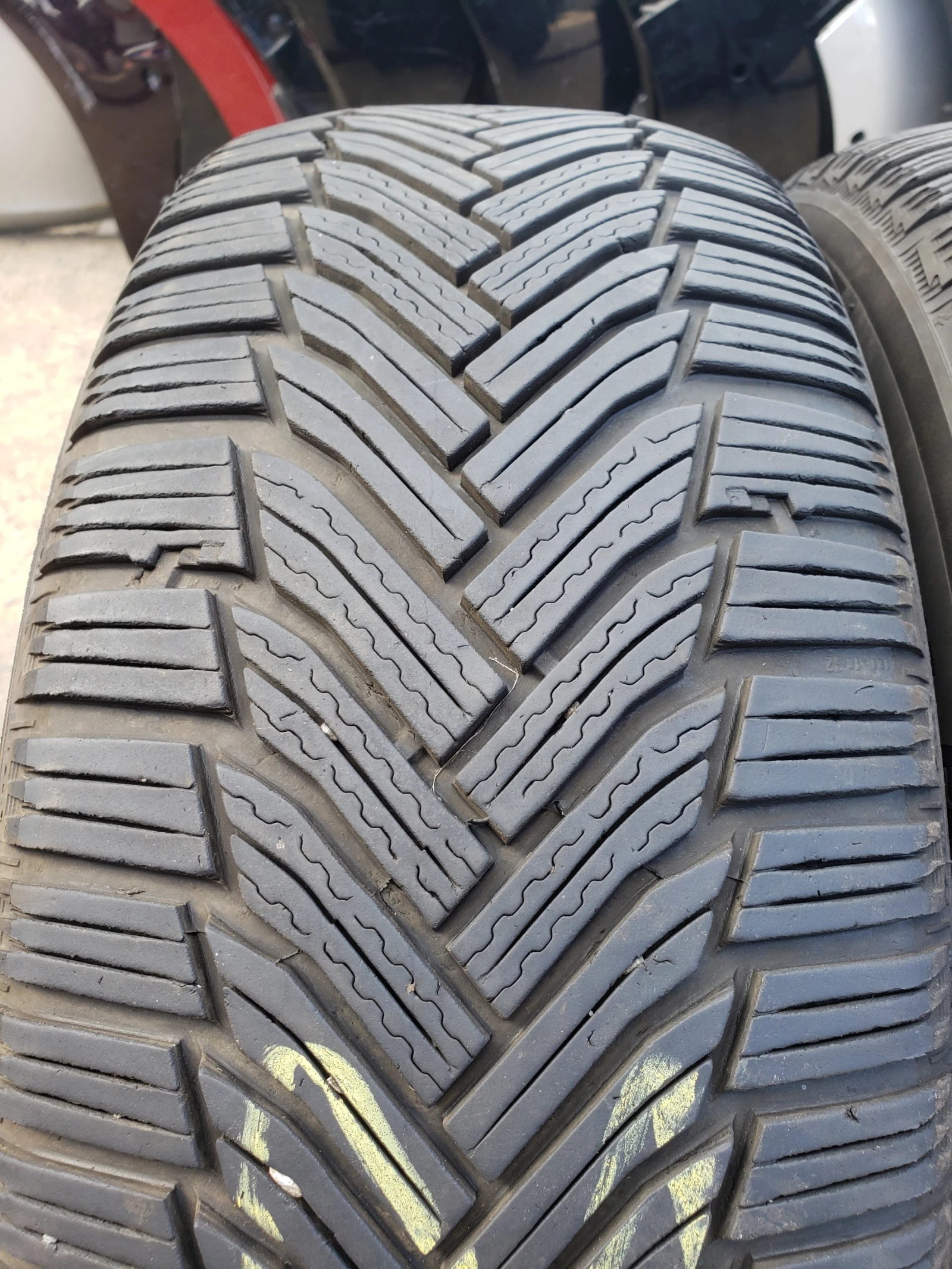 215/55R17 | Mobile.bg   1