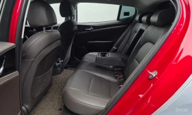Kia Stinger 3.3* TURBO* AWD* ОБДУХВАНЕ* ХЕДЪП* 360КАМЕРА* , снимка 16