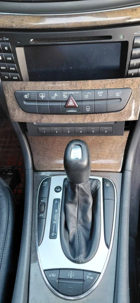 Mercedes-Benz E 350 W 211, снимка 17