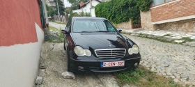 Mercedes-Benz C 220, снимка 11