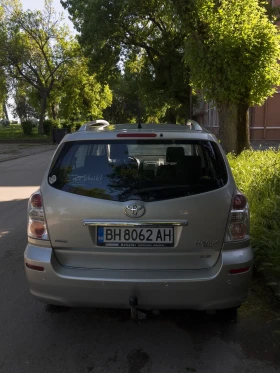 Обява за продажба на Toyota Corolla verso 2.2 ~5 550 лв. - изображение 11