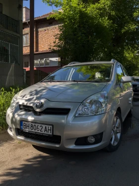 Обява за продажба на Toyota Corolla verso 2.2 ~5 550 лв. - изображение 1