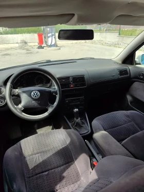 VW Golf - 1100 € / 2151.41 лв. - 19924191 8