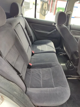 VW Golf - 1100 € / 2151.41 лв. - 19924191 11