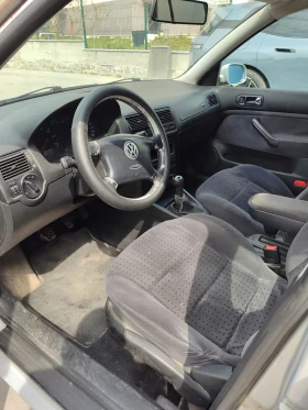 VW Golf - 1100 € / 2151.41 лв. - 19924191 7