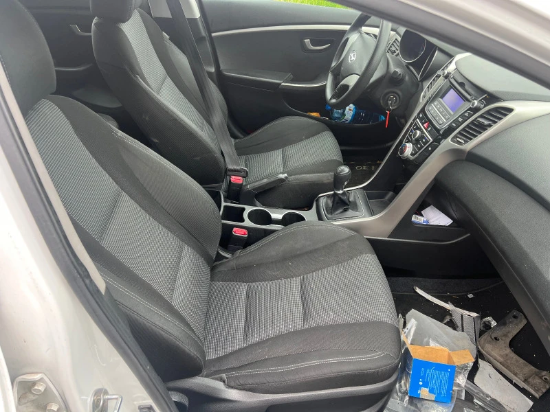 Hyundai I30 1.4CRDI, снимка 7 - Автомобили и джипове - 40818046