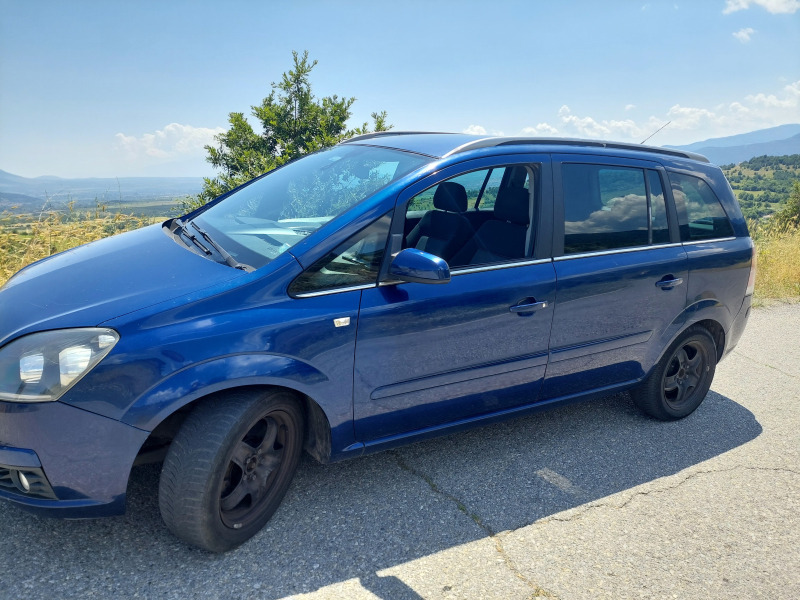 Opel Zafira 1.6, снимка 6 - Автомобили и джипове - 46317062