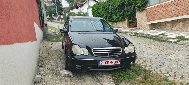 Mercedes-Benz C 220, снимка 11 - Автомобили и джипове - 46806997