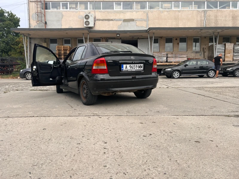 Opel Astra 1.4 16V, снимка 2 - Автомобили и джипове - 47192836