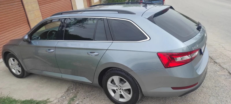 Skoda Superb B8, снимка 3 - Автомобили и джипове - 47357127