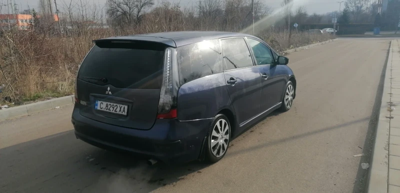 Mitsubishi Grandis, снимка 3 - Автомобили и джипове - 47590715