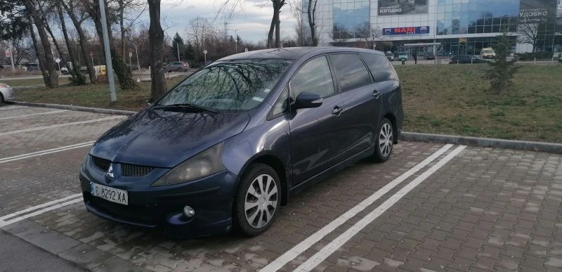 Mitsubishi Grandis, снимка 2 - Автомобили и джипове - 47590715