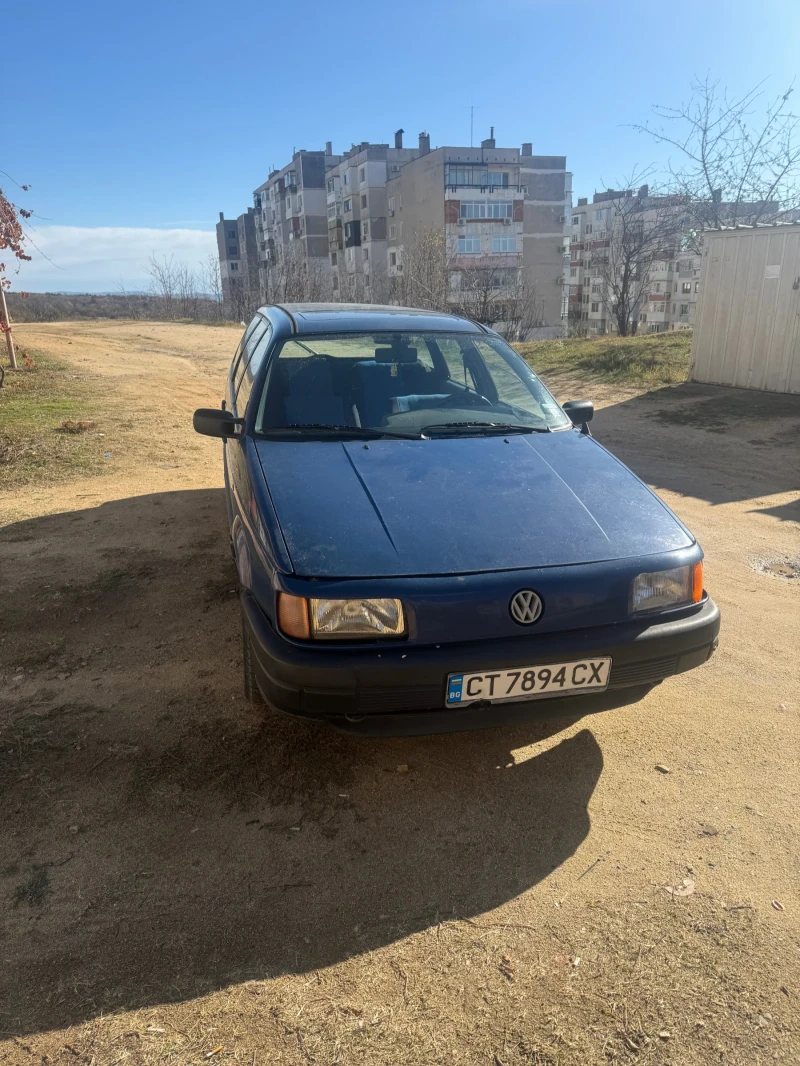 VW Passat, снимка 1 - Автомобили и джипове - 48077046