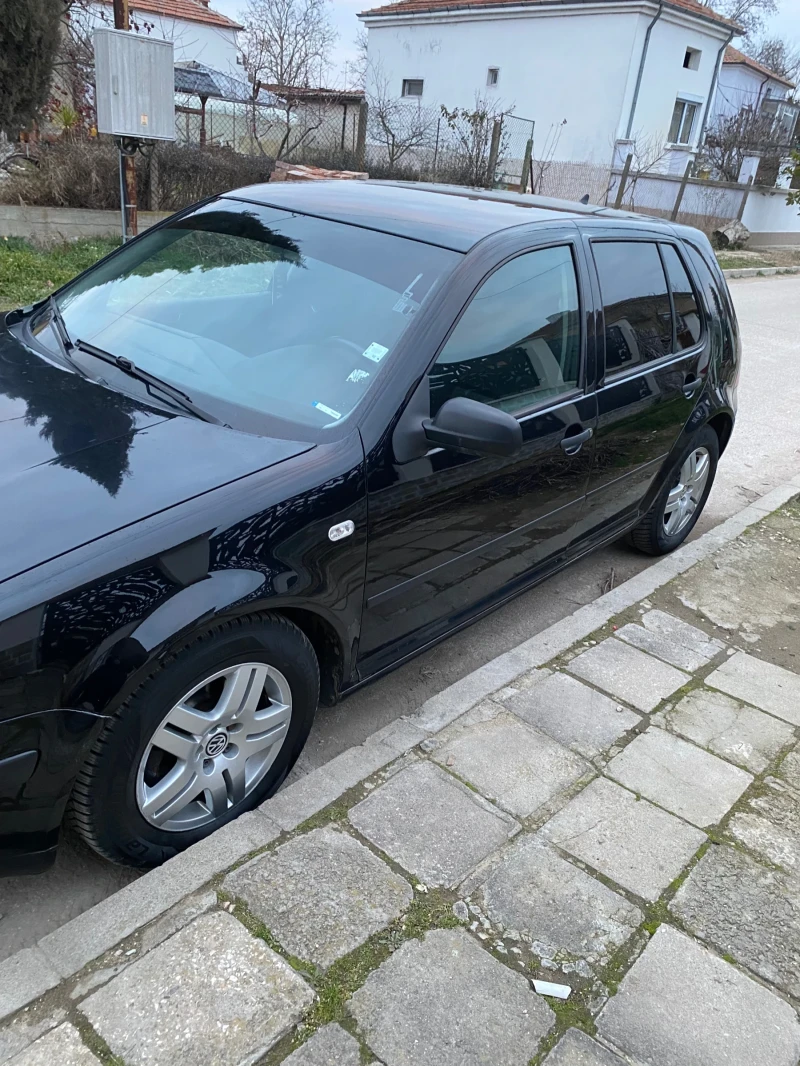 VW Golf, снимка 1 - Автомобили и джипове - 49044319