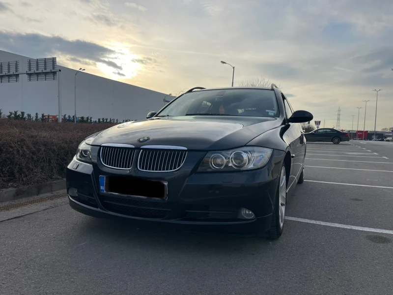 BMW 325 325 XI  4x4 / Газ - Бензин, снимка 1 - Автомобили и джипове - 49136551