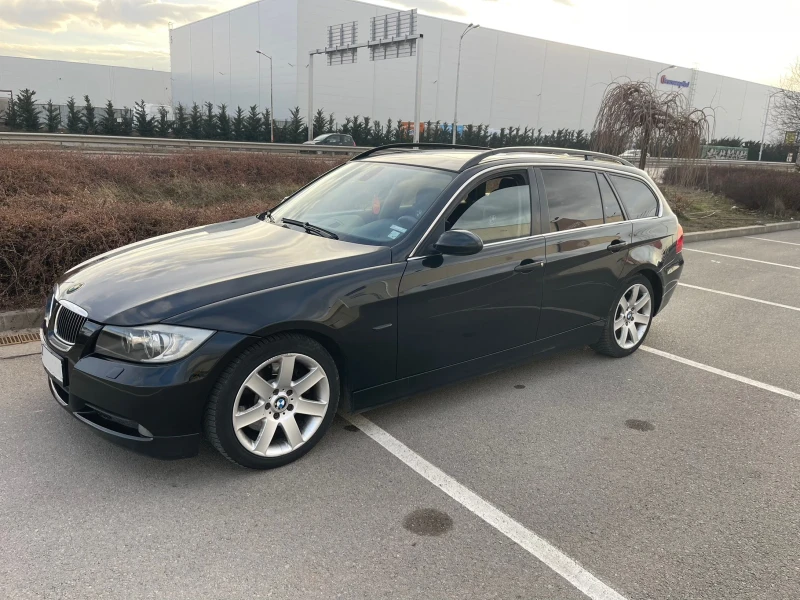 BMW 325 325 XI  4x4 / Газ - Бензин, снимка 2 - Автомобили и джипове - 49136551