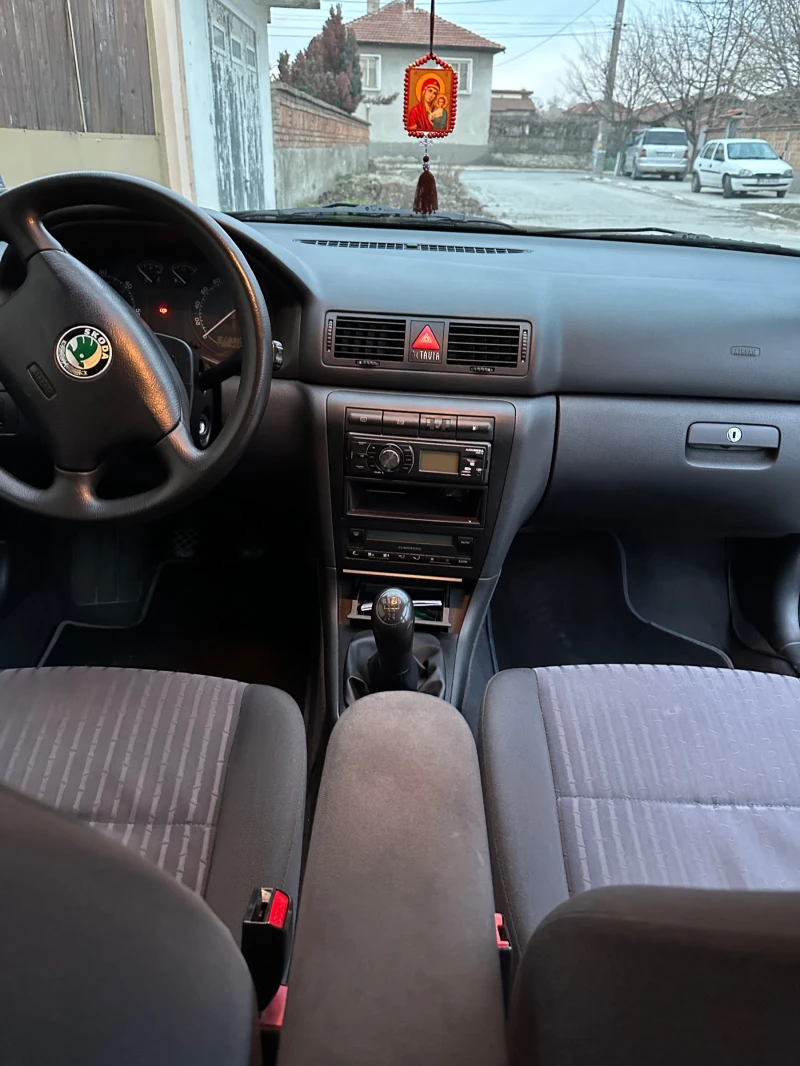 Skoda Octavia, снимка 8 - Автомобили и джипове - 49153040