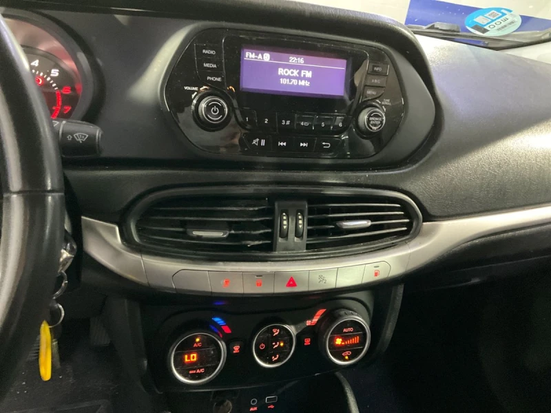 Fiat Tipo 1.4 Easy Заводска ГАЗ, снимка 6 - Автомобили и джипове - 51391485