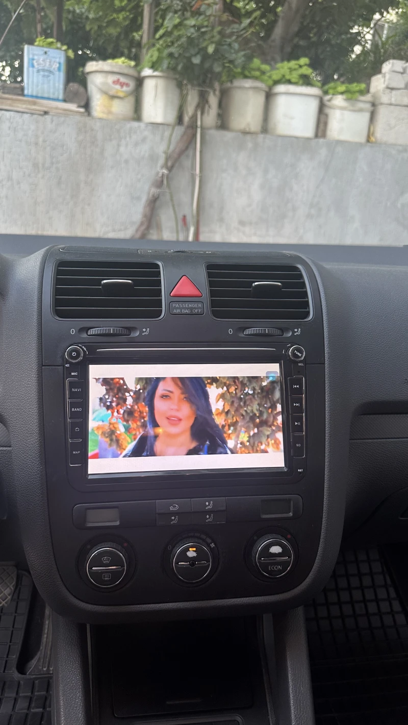 VW Golf, снимка 6 - Автомобили и джипове - 52351759