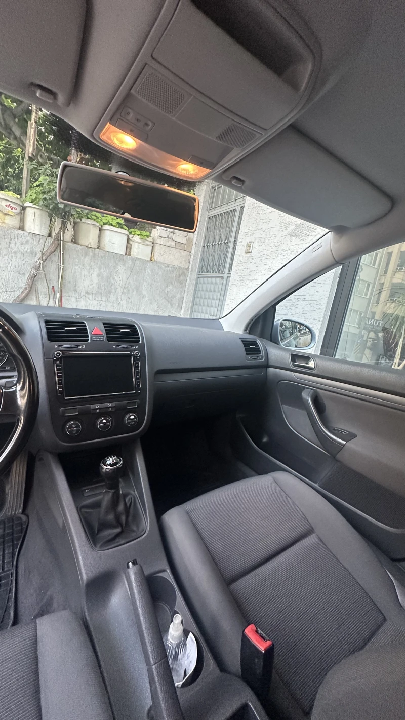 VW Golf, снимка 2 - Автомобили и джипове - 52351759