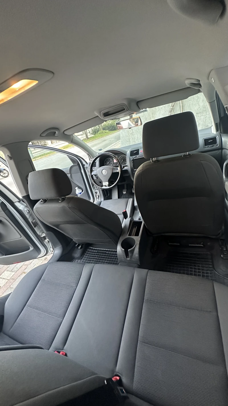 VW Golf, снимка 16 - Автомобили и джипове - 52351759