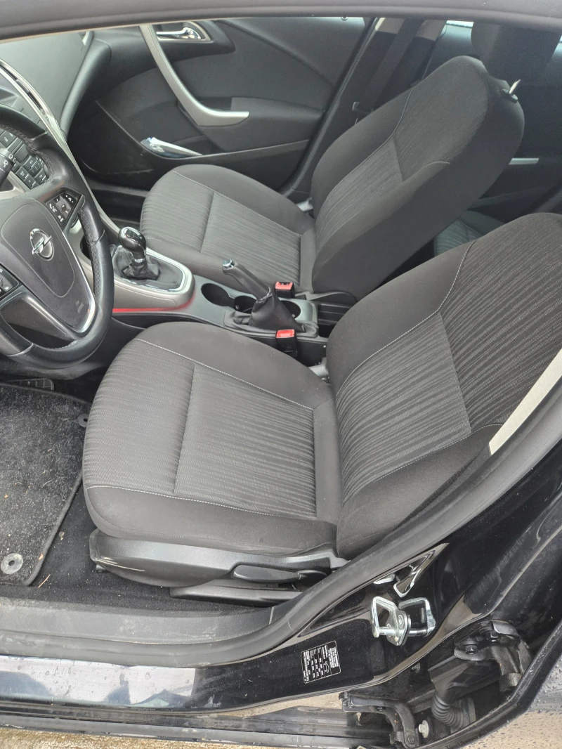 Opel Astra, снимка 10 - Автомобили и джипове - 52447074