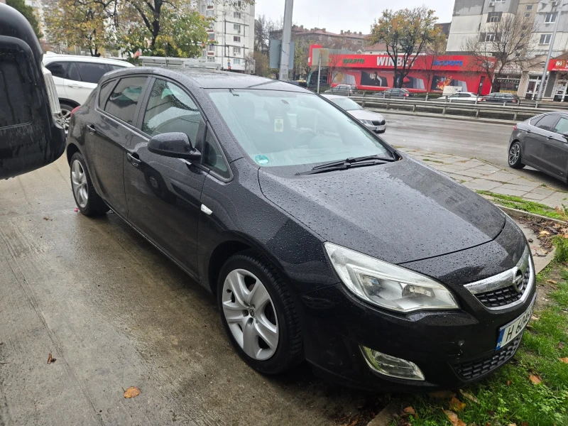 Opel Astra, снимка 2 - Автомобили и джипове - 52447074