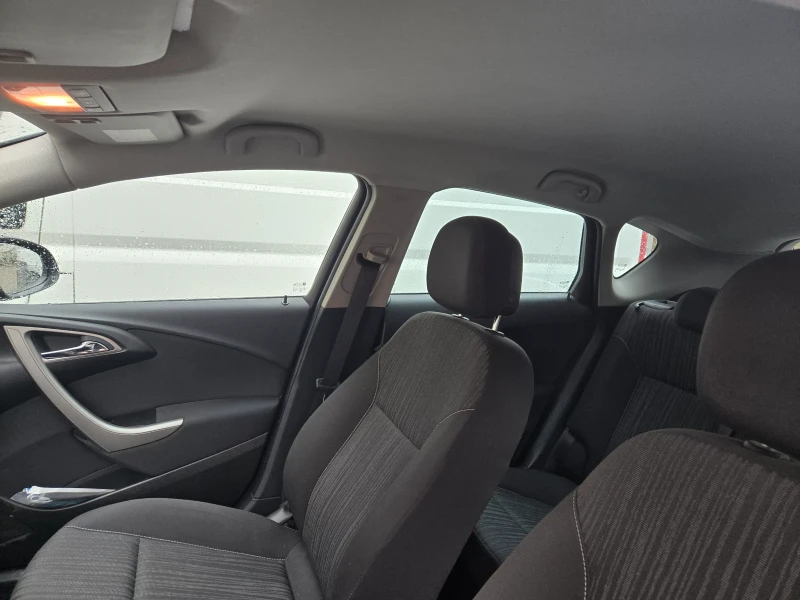 Opel Astra, снимка 12 - Автомобили и джипове - 52447074