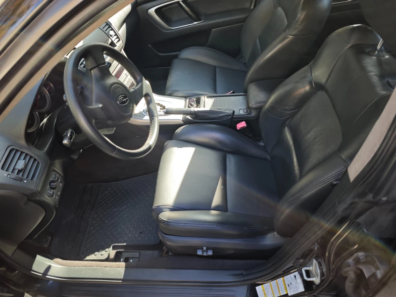 Subaru Legacy, снимка 10 - Автомобили и джипове - 52453646