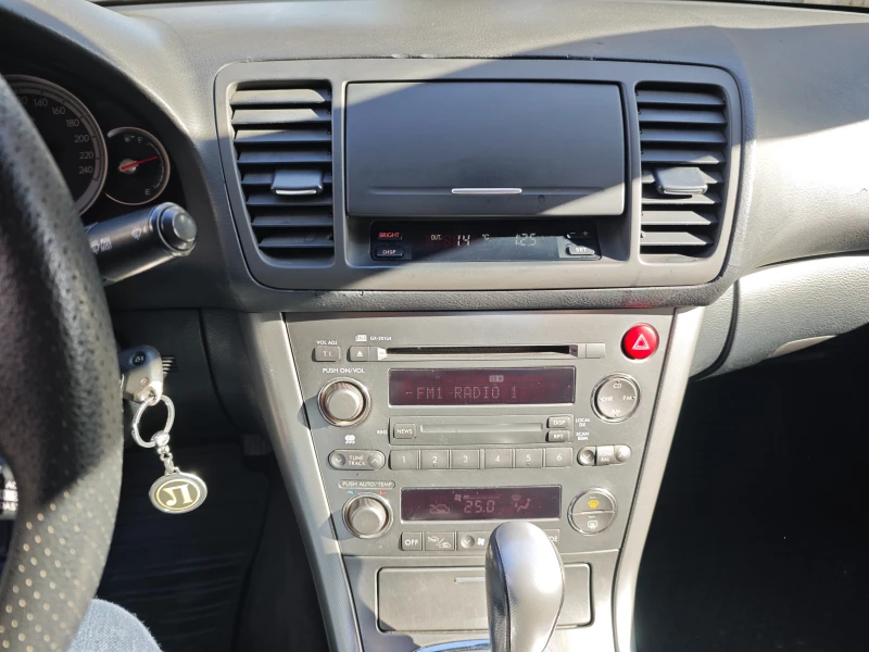 Subaru Legacy, снимка 11 - Автомобили и джипове - 52453646