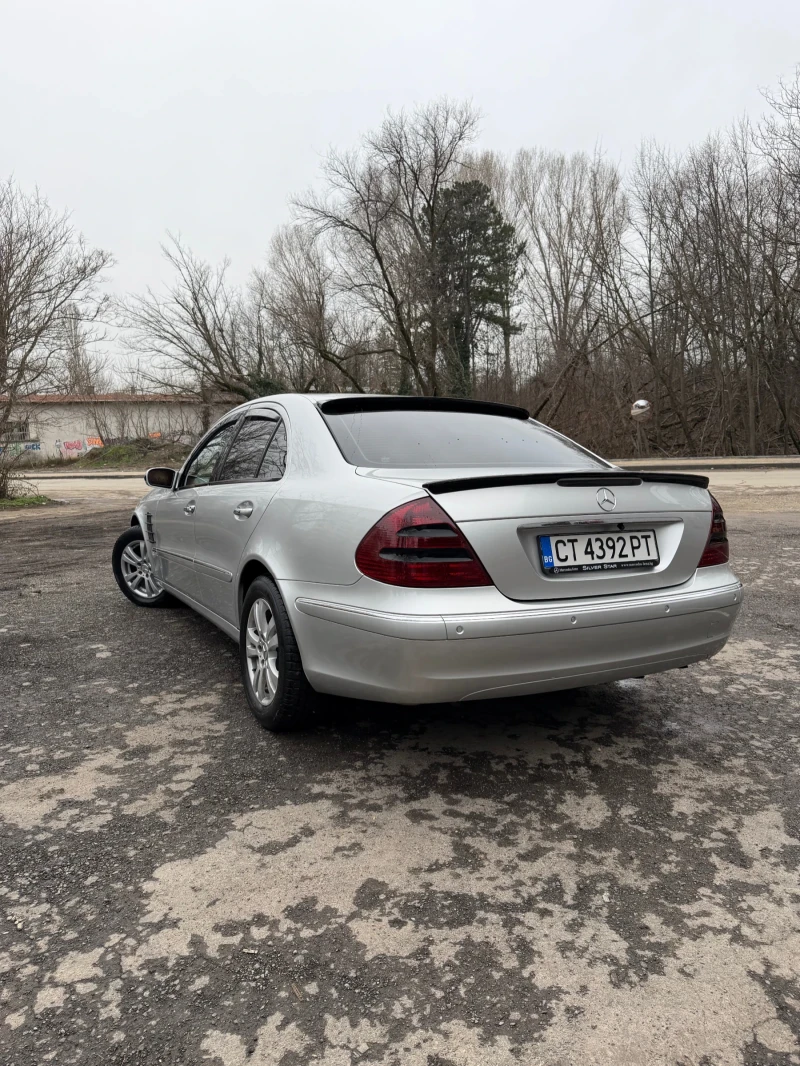 Mercedes-Benz E 270 CDI, FULL, снимка 6 - Автомобили и джипове - 53458531