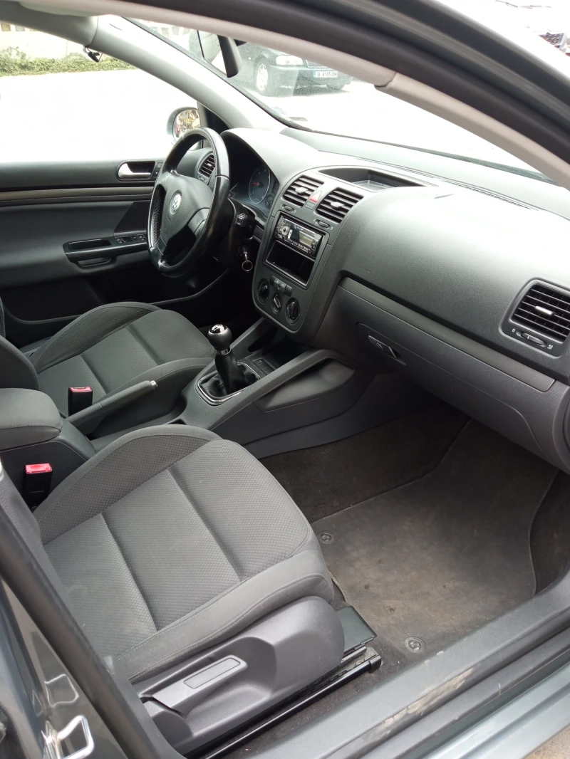 VW Golf, снимка 11 - Автомобили и джипове - 53592283