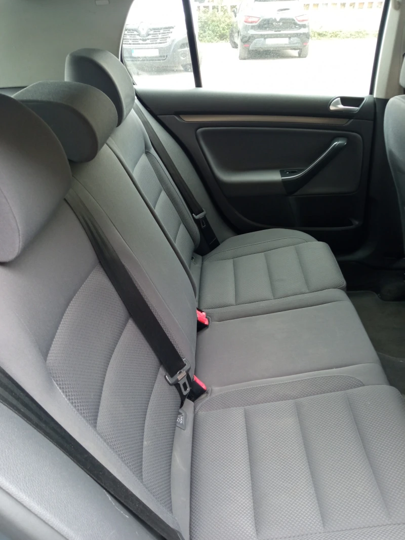 VW Golf, снимка 7 - Автомобили и джипове - 53592283