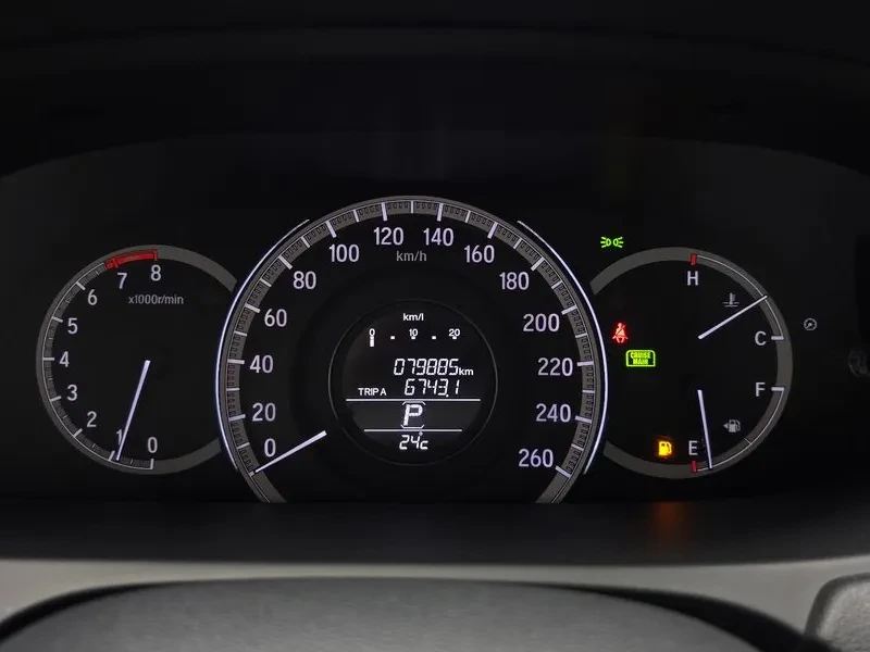 Honda Accord 2.4 9Th Gen , снимка 8 - Автомобили и джипове - 55796218