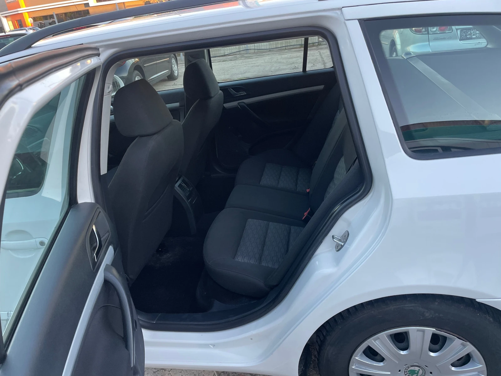 Skoda Octavia 1, 6-ТДИ-105кс. | Mobile.bg — изображение 13