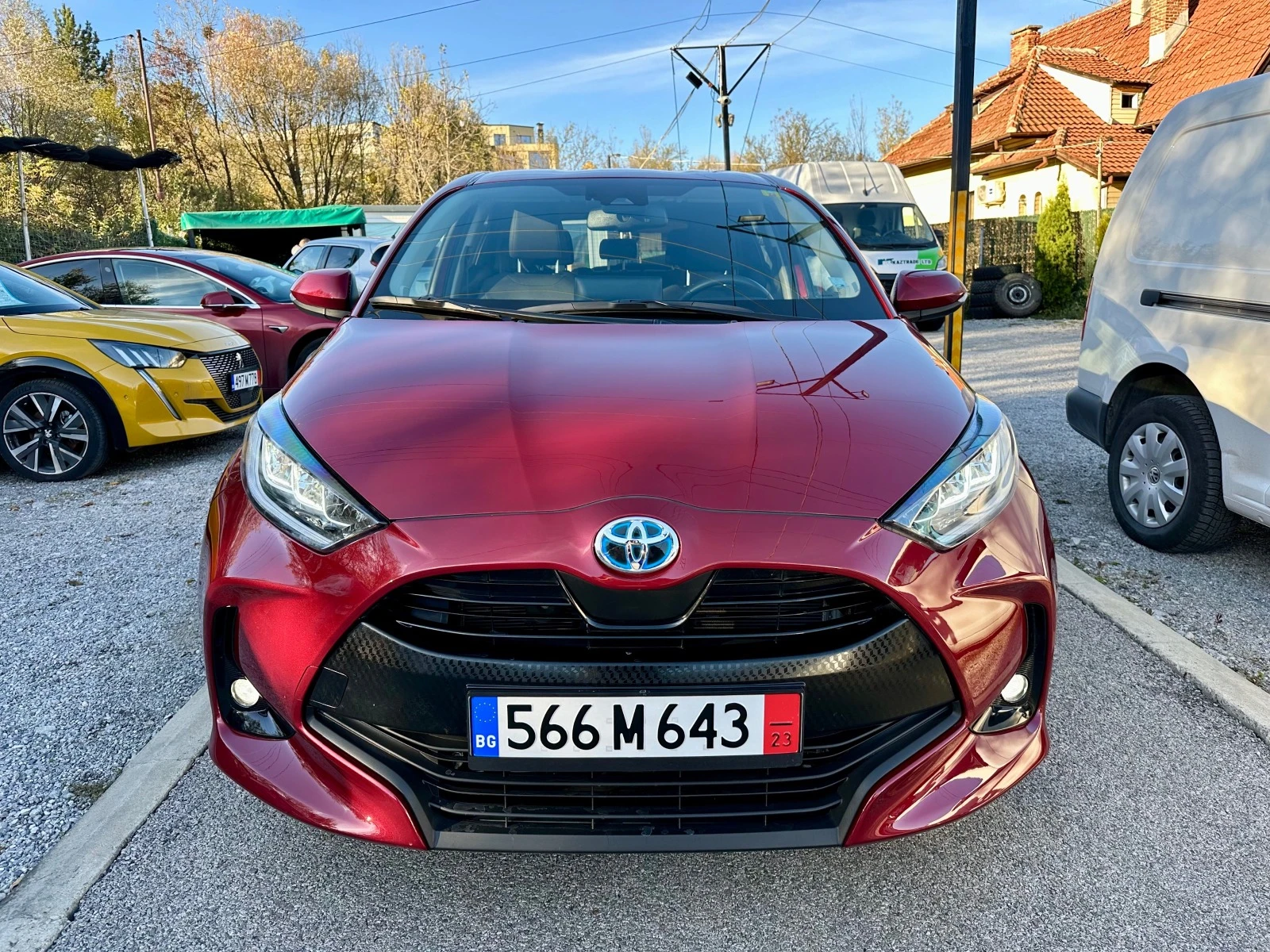 Toyota Yaris Hybrid HSD - изображение 2