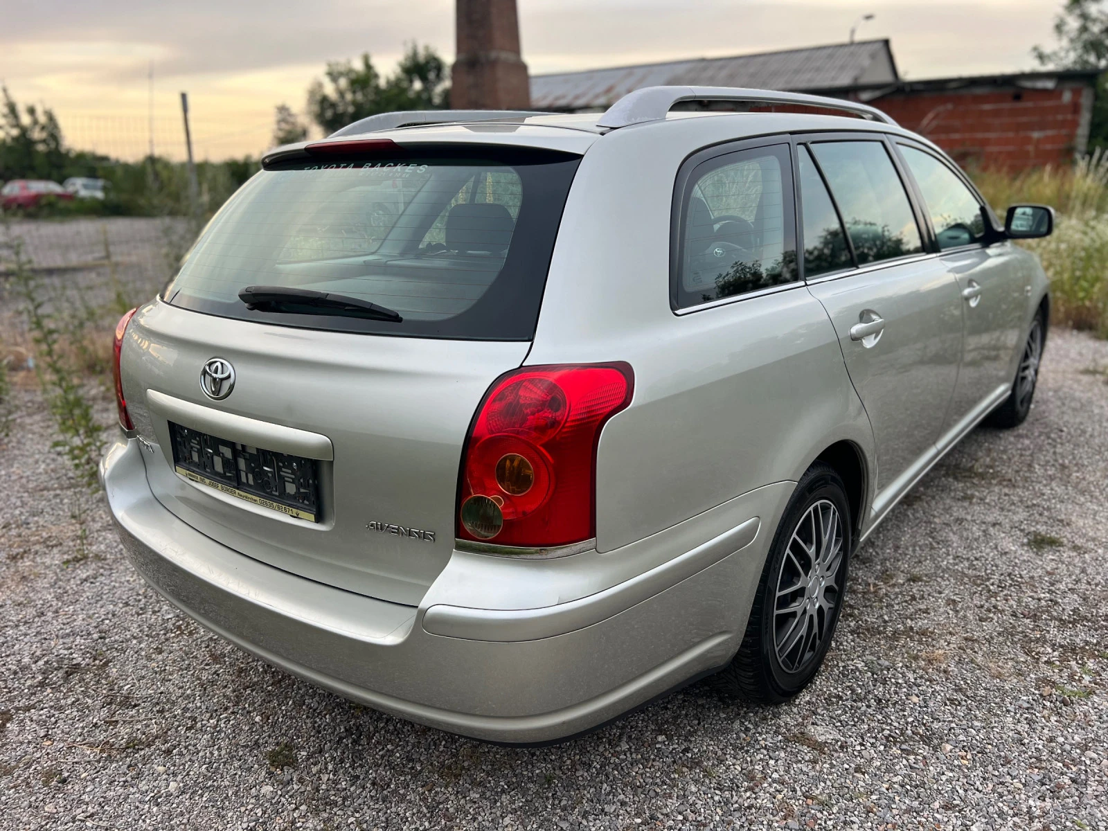 Toyota Avensis 1.8i Klimatrnik - изображение 4