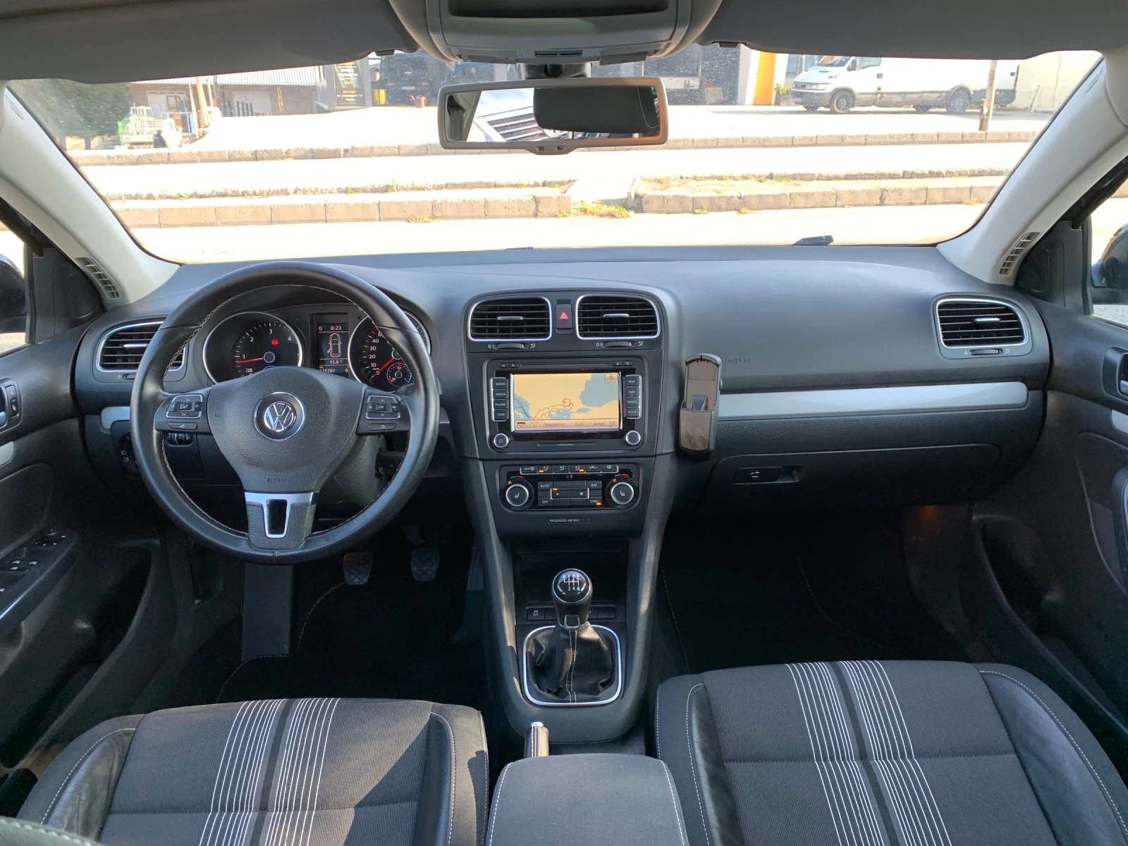 VW Golf 2.0TDI MATCH - изображение 7