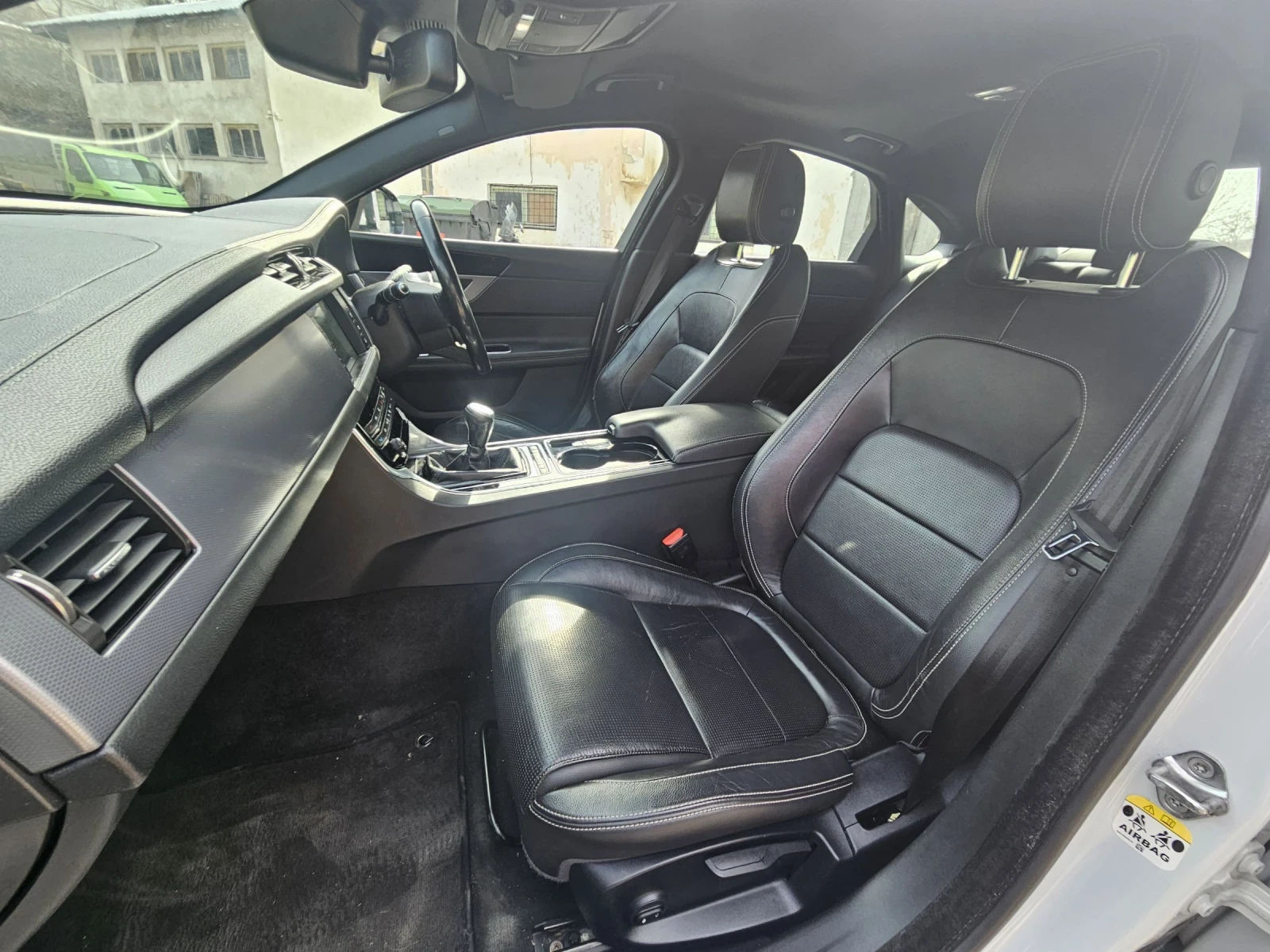 Jaguar Xf 204dtd R-Sport | Mobile.bg — изображение 15