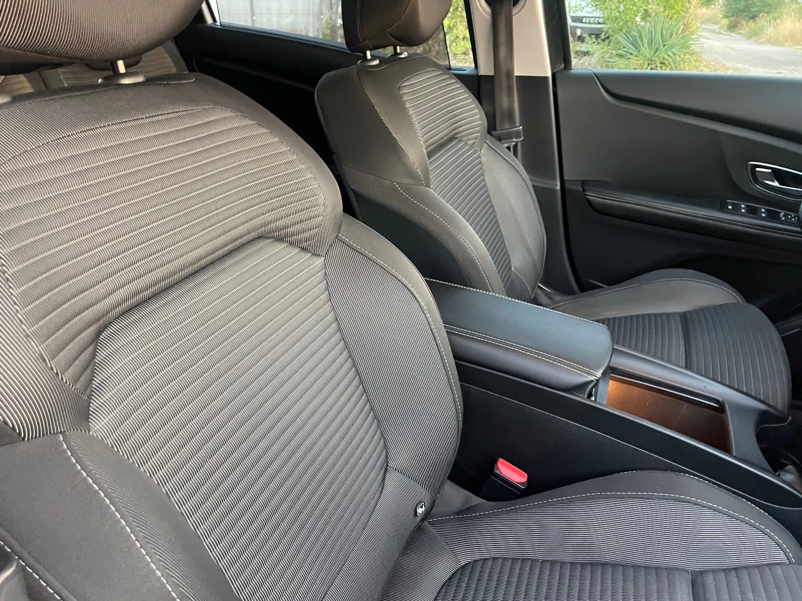 Renault Scenic 1.2TCE-121-TOP - изображение 6