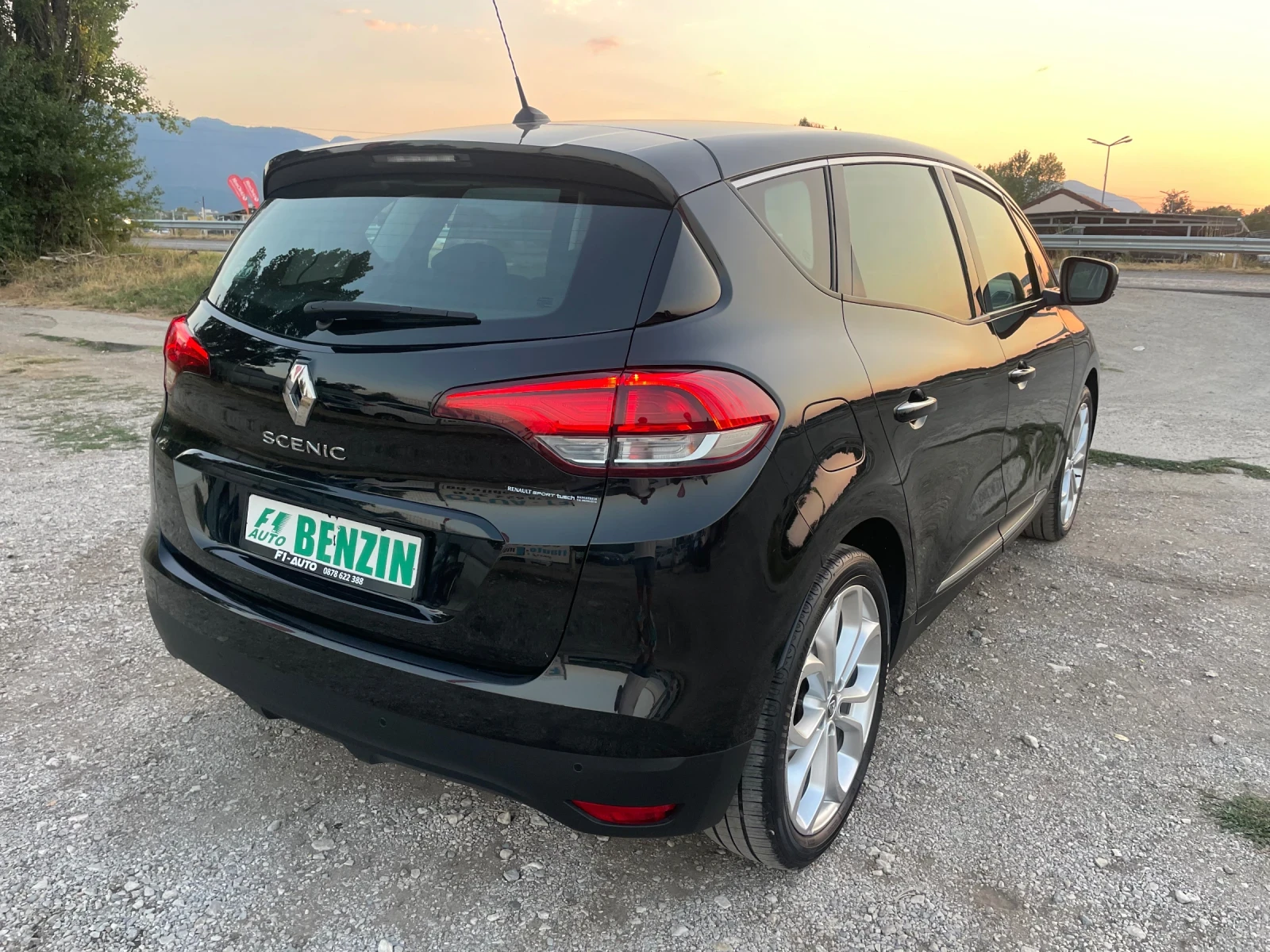 Renault Scenic 1.2TCE-121-TOP - изображение 9
