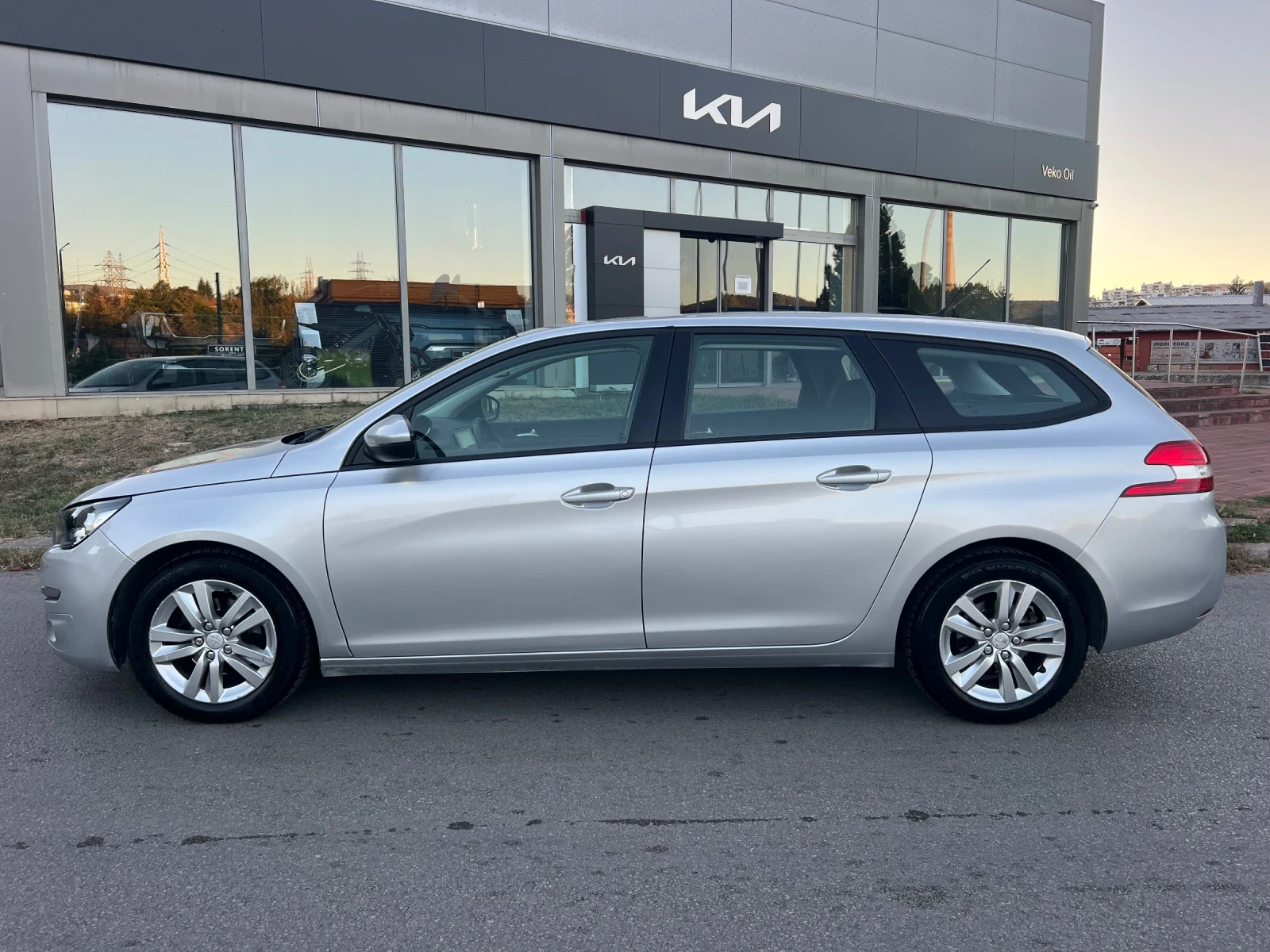 Peugeot 308 1.6/HDI/NAVI/TOP - изображение 3