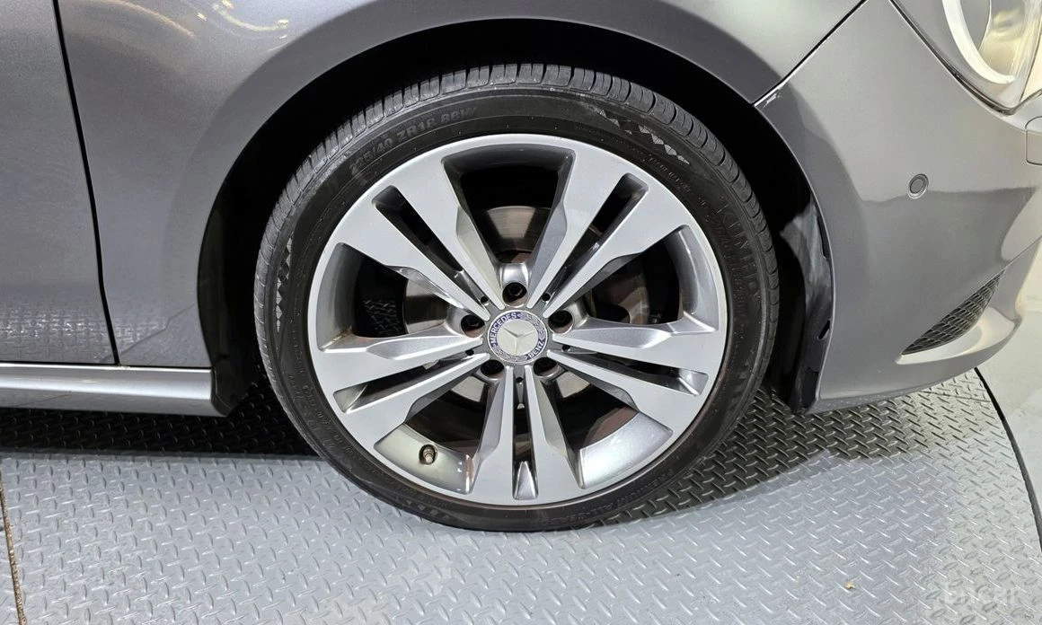 Mercedes-Benz CLA 200  - изображение 5