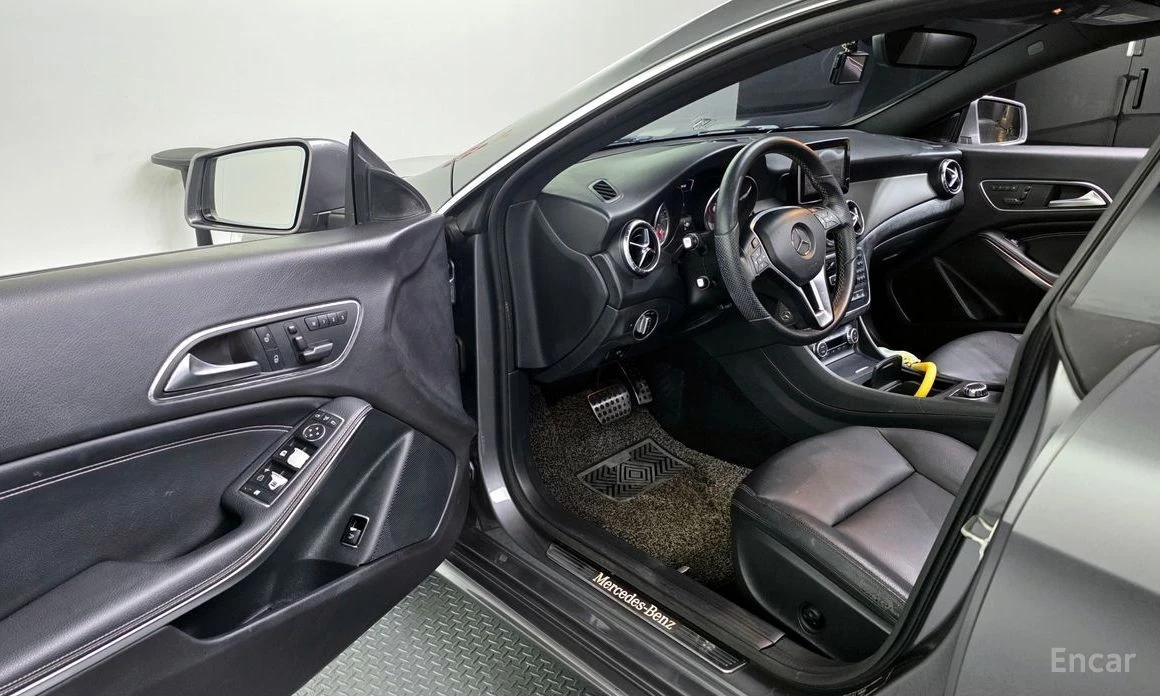 Mercedes-Benz CLA 200  - изображение 10