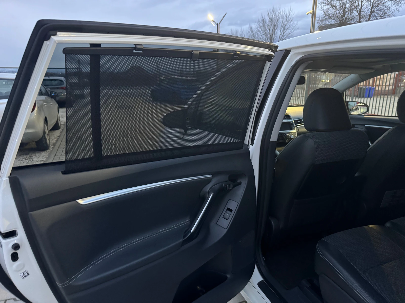 Toyota Verso 2.0-D4D-VAVI  | Mobile.bg � ����������� 16